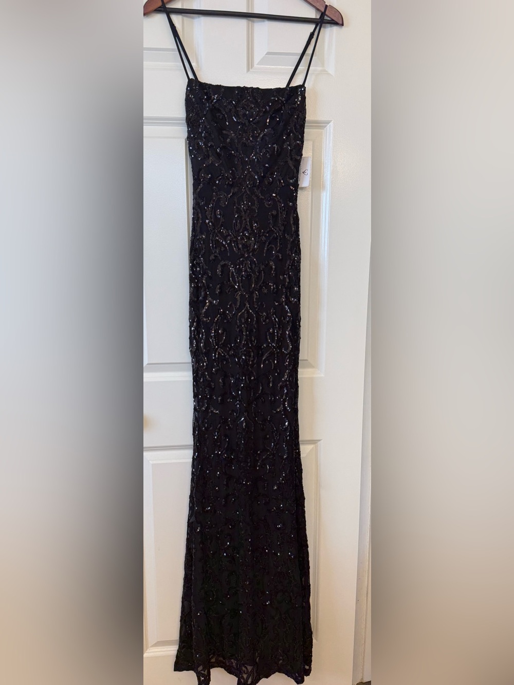 NWT Windsor Kinsley Black Sequin Formal Dress XS Mermaid Prom Gown Slit